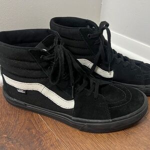 Vans Sk8-Hi Shoe